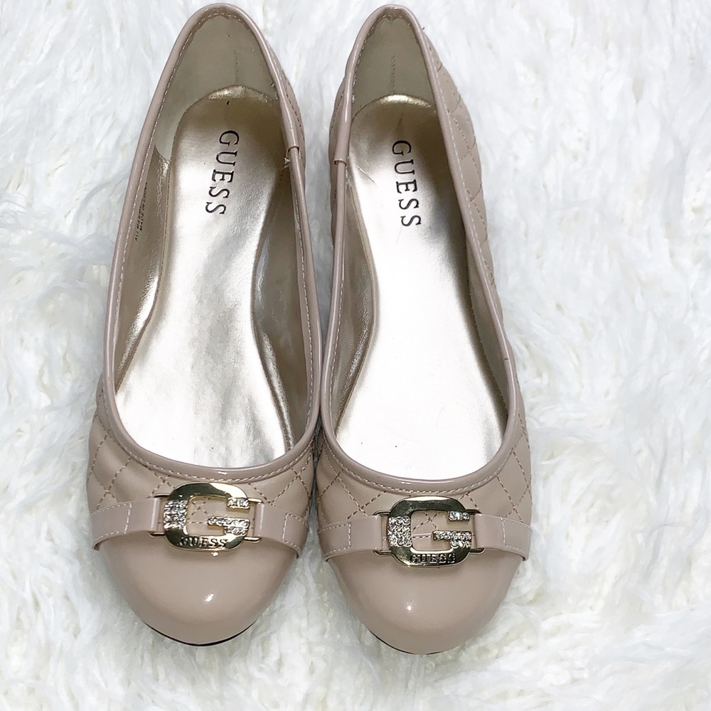 Guess cream flats sz 8